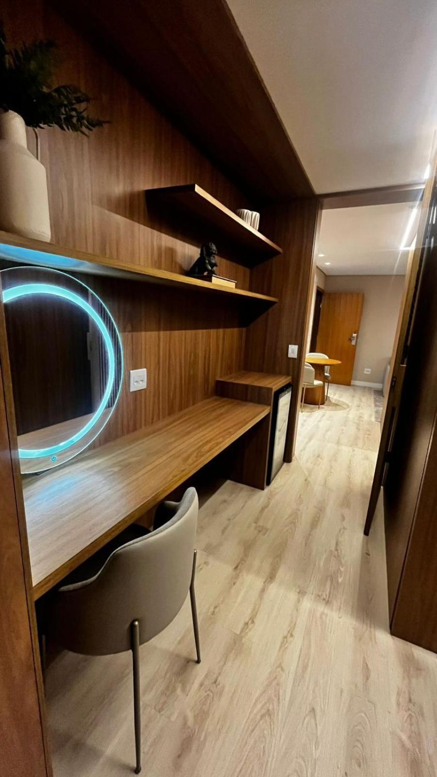Hotel Amsterdam Монтис Кларос Екстериор снимка